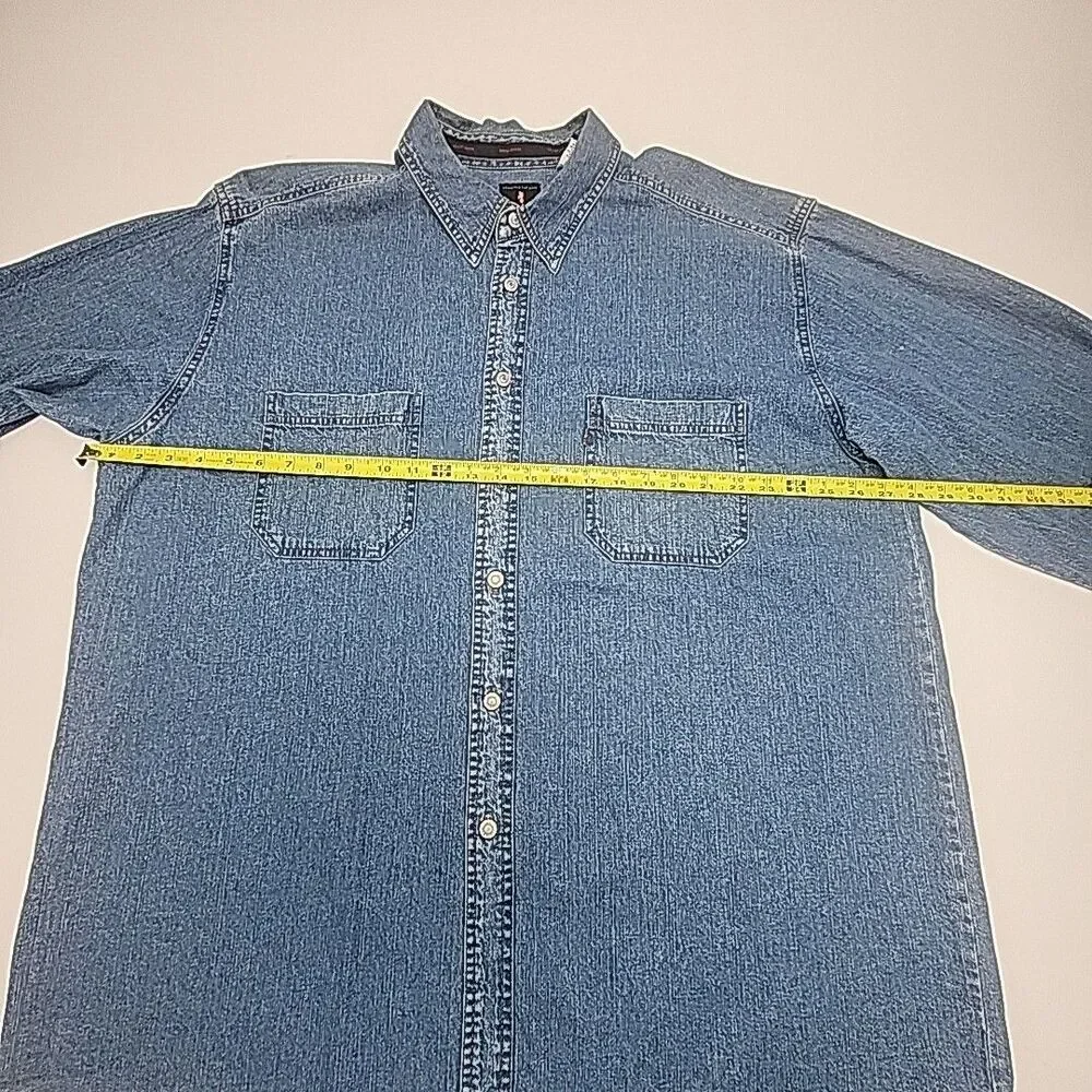 Levi's Red Tab Denim Shirt Men Size XL Blue Button Medium Wash Oversized